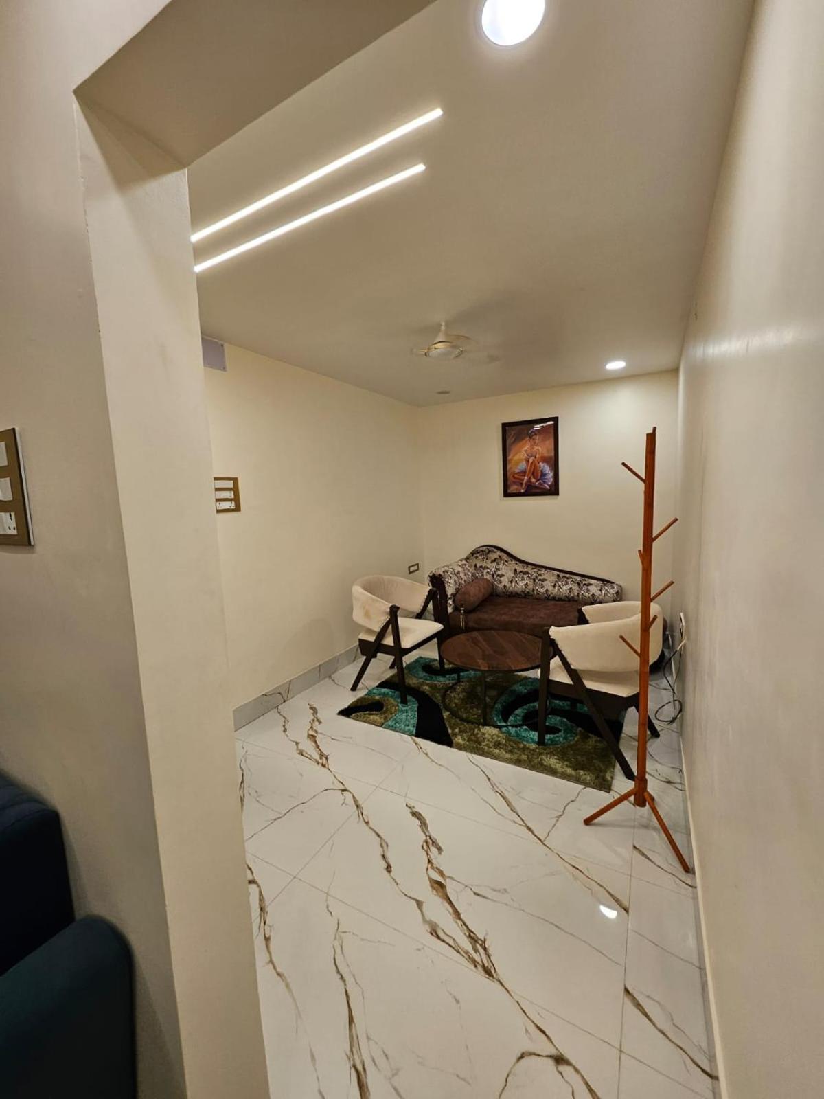 Hotel Maa Laxmi Palace Deoghar Esterno foto