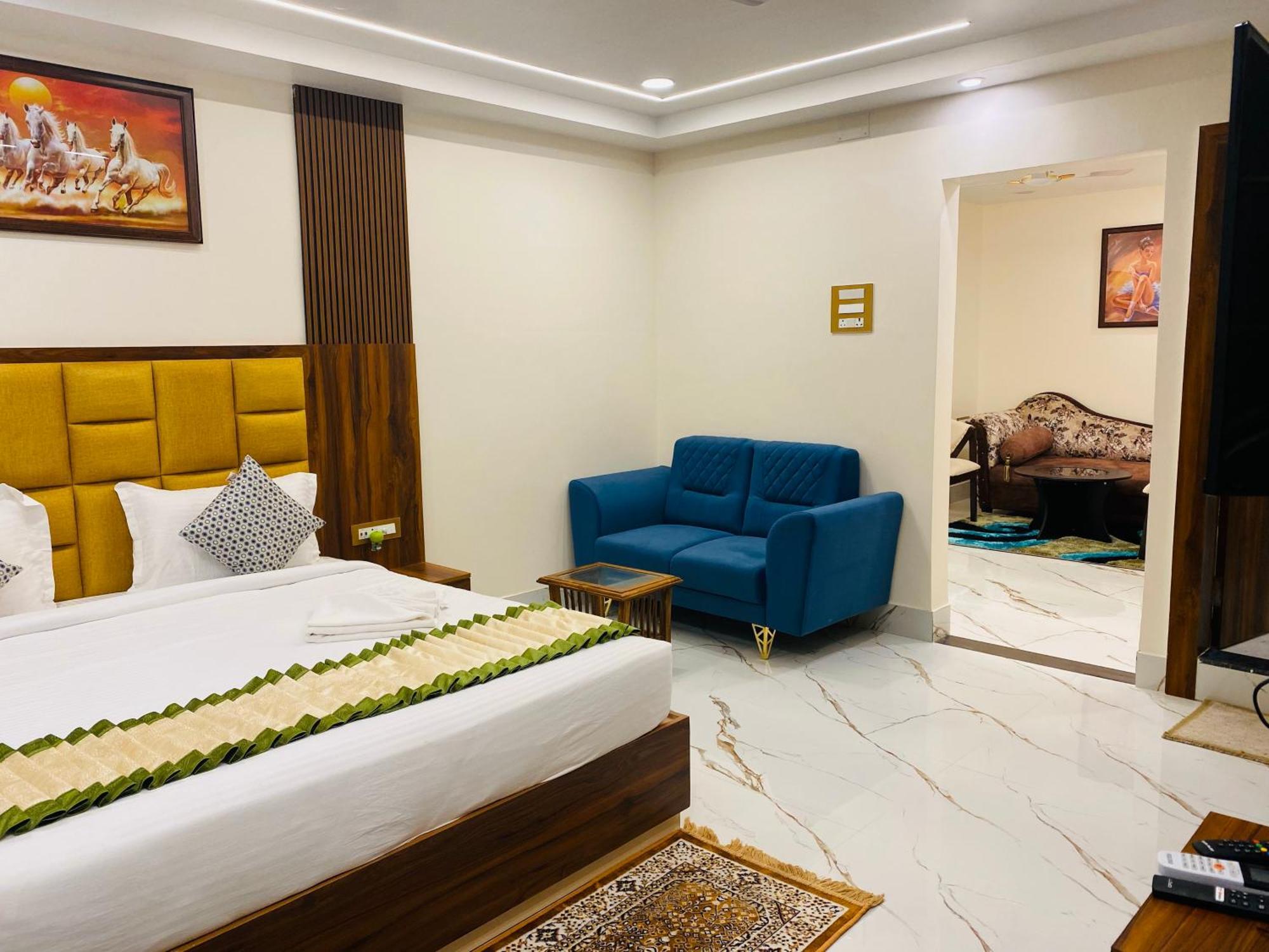 Hotel Maa Laxmi Palace Deoghar Esterno foto