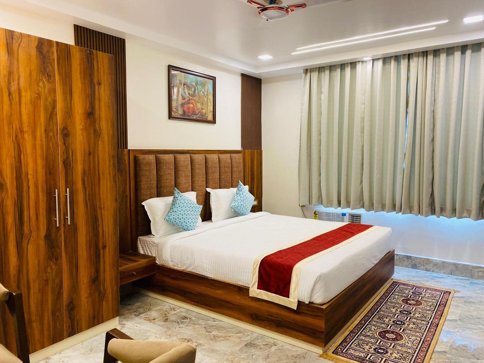 Hotel Maa Laxmi Palace Deoghar Esterno foto